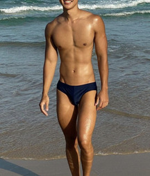 Sizzle Hot Summer Beach Twinks Hunks Gay Boys Tube 62e7e141ba745.jpg