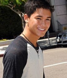 Handsome Fit Booboo Gay Boys Tube 62fdd14fdfc7e.jpg