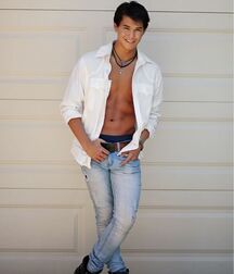 Handsome Fit Booboo Gay Boys Tube 62fdd15495380.jpg