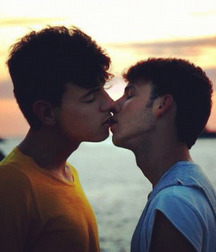 Kissing Is Nice Gay Tube 5f7a209d6a5d9.jpg