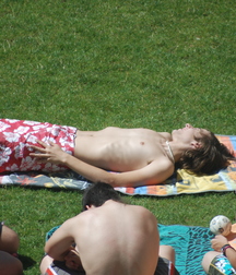 At the swimming pool 5bba74c92d411.jpg