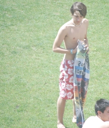 At the swimming pool 5bba74d86971b.jpg