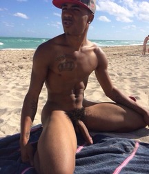Cocks 5ce6d2b7c7df7.jpg