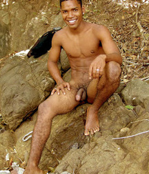 twink 3 5ceec6573ff4b.jpg