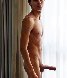 twink 6 5cef887012104.jpg