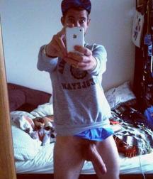 selfies 5cf191cf9bfd0.jpg