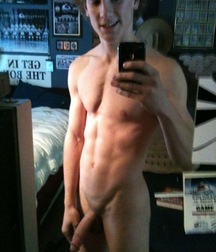 selfies 2 5cf194579b6c3.jpg