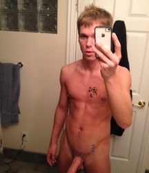 selfies 2 5cf1949fa337e.jpg