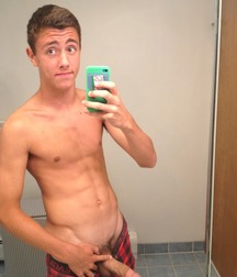 selfies 4 5cf1a37f2f12c.jpg