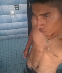 huge cock 2 5cfbcecd3684a.jpg