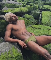 hot dudes 5d06357540861.jpg