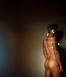 hot dudes 5d06359541676.jpg