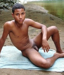 just boys 34 5d238c31b4947.jpg