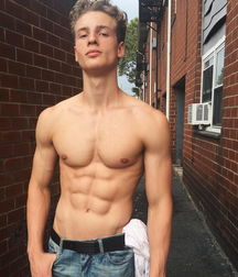 Hot boys 2 (s) 57cbd63a79f8e.jpeg