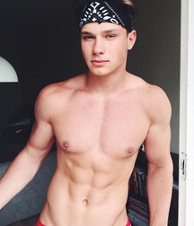Hot boys 2 (s) 57cbd63cd14ea.jpeg