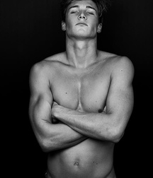 Hot boys 3 (bw) 57cbd72463814.jpeg