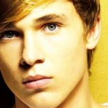 Hot as Hell 2 4.jpg
