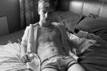 Sexy boys in boxers (12) 16.jpg