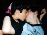 kissing boys 4.jpg