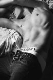Erotica 04 10.jpg