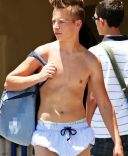 LR2T BoyPics59 10.jpg