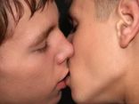 F2Bme Kiss 10.jpg