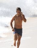 Brenton Thwaites 3.jpg