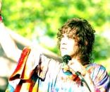 Andrew VanWyngarden 13.jpg