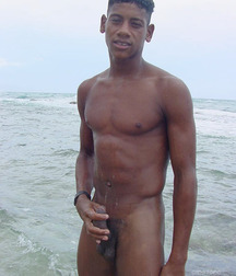 Yunni on Beach 599992ab2ffe8.jpg