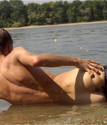 Romeo on Beach 59a1d1e3b4db9.jpg
