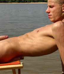 Romeo on Beach 59a1d23498d8d.jpg