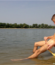 Romeo on Beach 59a1d24f3b86b.jpg