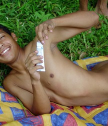 Julio-Eric 59a1d4dca6f79.jpg