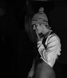 Bieber in.... 59acffe86fb04.jpg