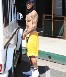 Bieber in.... 59ad0254e67e6.jpg