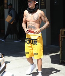 Bieber in.... 59ad027f02860.jpg
