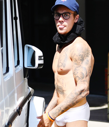 Bieber in.... 59ad02d104ada.png