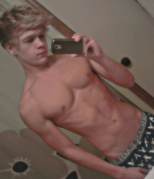 Selfmade Boys 59c0cb502749c.jpg
