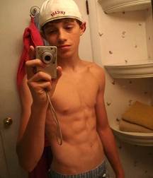Selfmade Boys 59c0cb63e8a0e.jpg