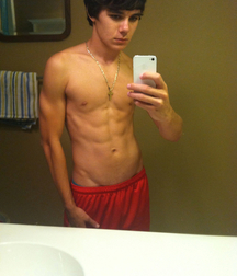Selfmade Boys 59c0cb7d5c239.jpg