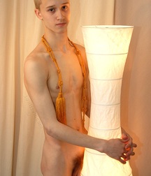 Aron 5a04813b0365a.jpg