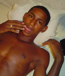 Hot Black Manuel 5a42b8f7a0a5a.jpg