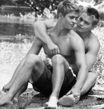 sators a kiss is love 14.jpg