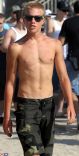 Hot boys 2 6.jpg