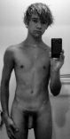 H93 Naked boys 10.jpg