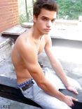 LR2T BoyPics128 20.jpg