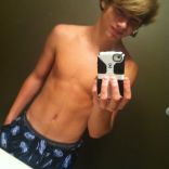no shirts3 11.jpg