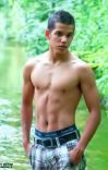 LR2T BoyPics145 14.jpg