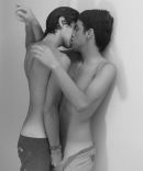 Kiss-2 2.jpg