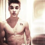 Justin bend over! 14.jpg